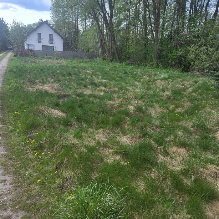 Sprzedam działkę b