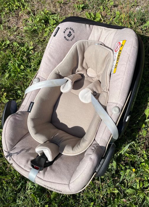 Дитяче автокрісло, переноска Maxi-Cosi