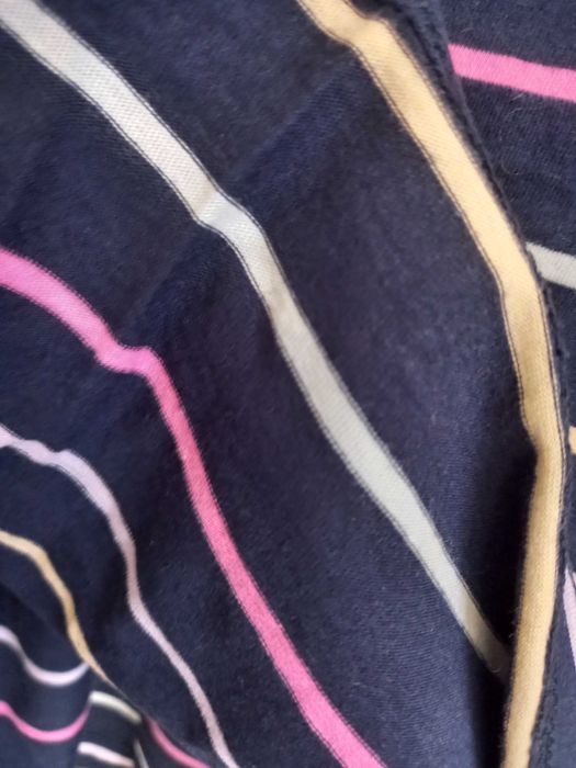 T-shirt nova azul marinho com riscas coloridas - M - Springfield