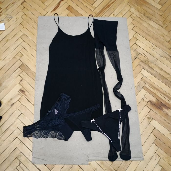 Чорне міні плаття