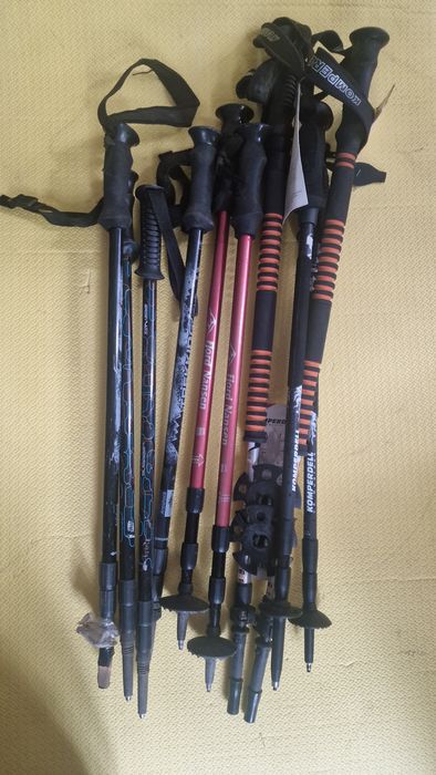 Оренда прокат трекінгові палки спальники палатки намети взуття рюкзаки