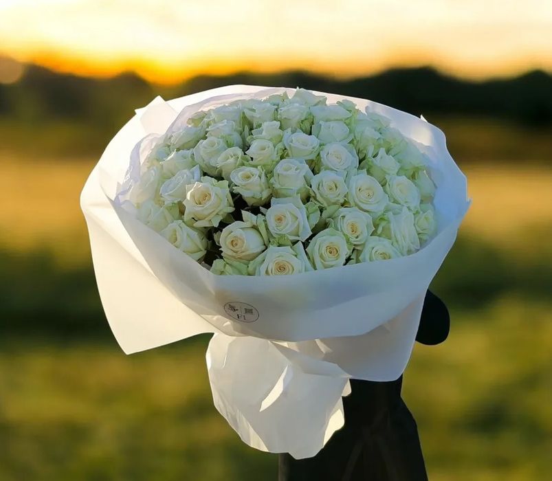 51, 101, 201, 301... Троянда за гуртовими цінами ( роза оптом)