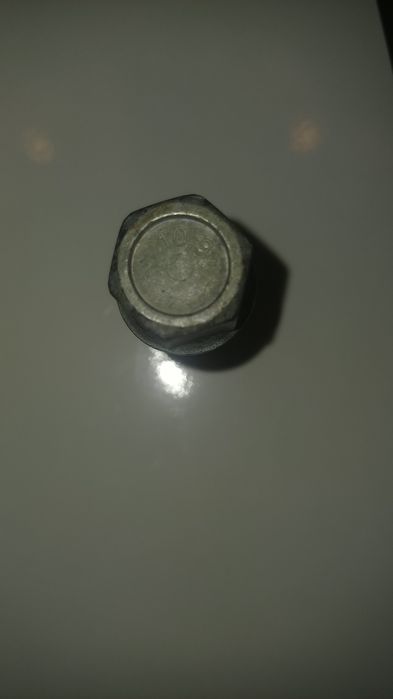 20 Parafusos Jante Longos M14x1.5 Cónicos Flutuantes Classe 10.9 (40mm)
