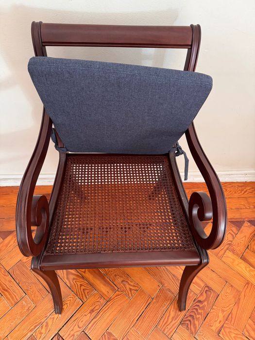 Conjunto 8 cadeiras de sala de jantar, madeira maciça e palhinha | Set of 8 dining chairs, solid wood and cane