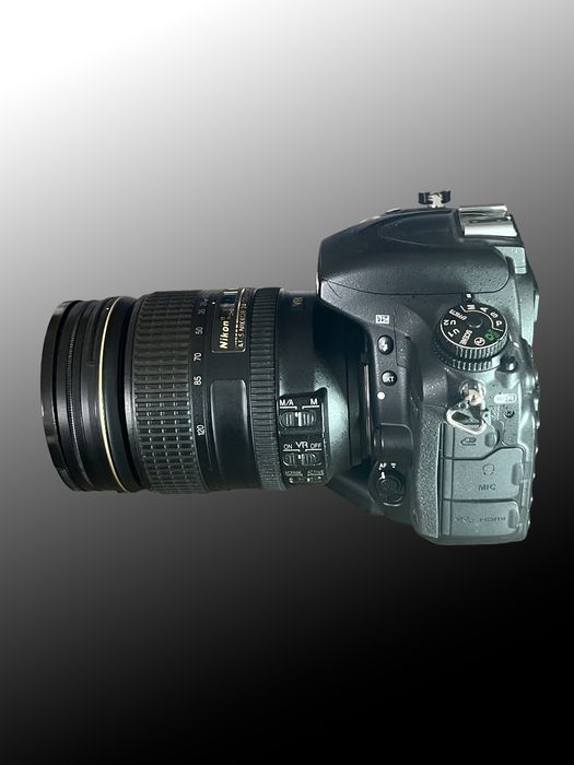 Câmera fotográfica Nikon D750 c/3 objetivas