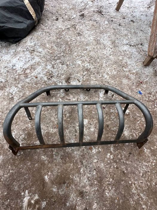 Кенгурятник на авто