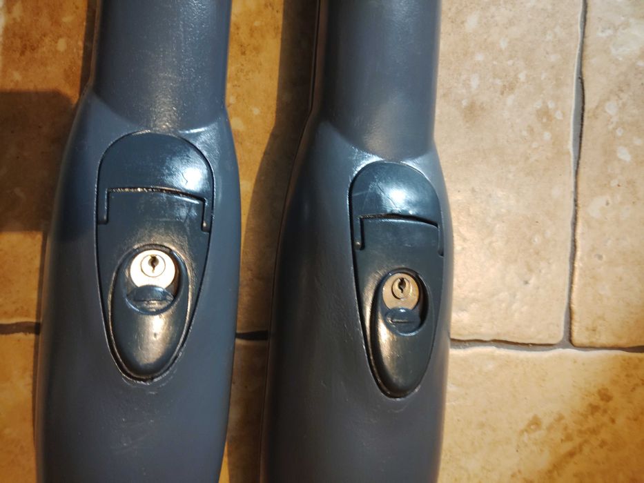 NICE PLUTO 5015 ,MOBY 5015 Siłownik do bram 230V