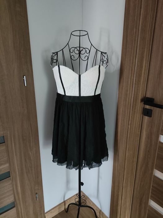 Elegancka sukienka koktajlowa Elise Ryan | NOWA | Rozmiar 40