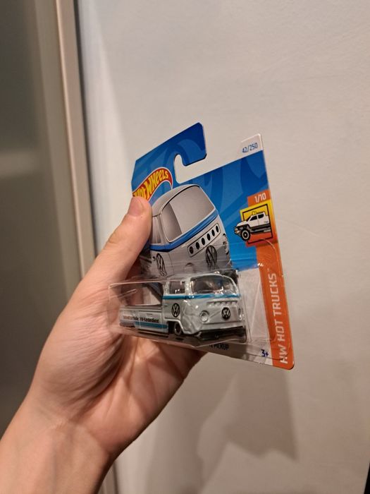 Hot whells VOLKSWAGEN T2 РICKUP (Брак)