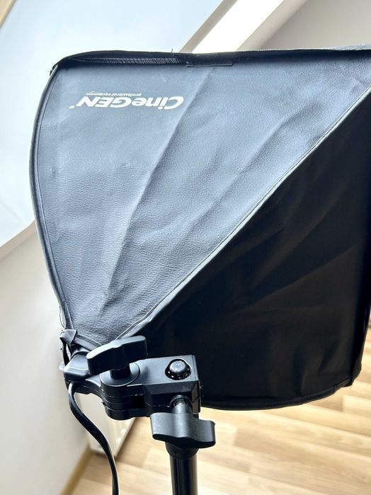 Lampa fotograficzna studyjna Softbox 40x40 cm z żarówką