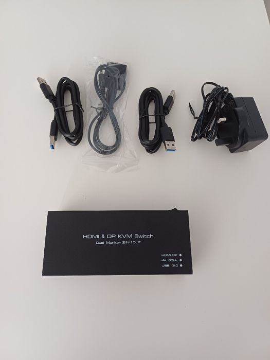 Przełącznik HDMI KVM, 2 Monitory i 4 USB 3.0, 4K 60Hz