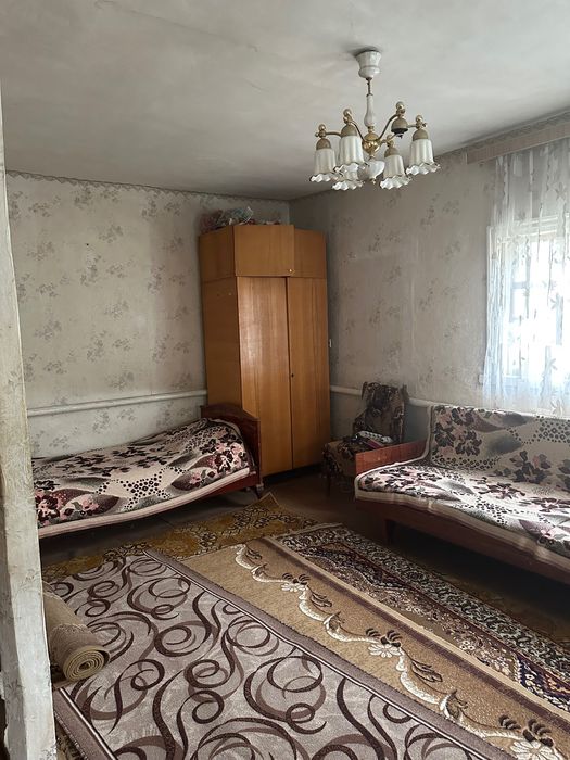 Продаж будинку з великою територією поряд з лісом с. Чорнявка