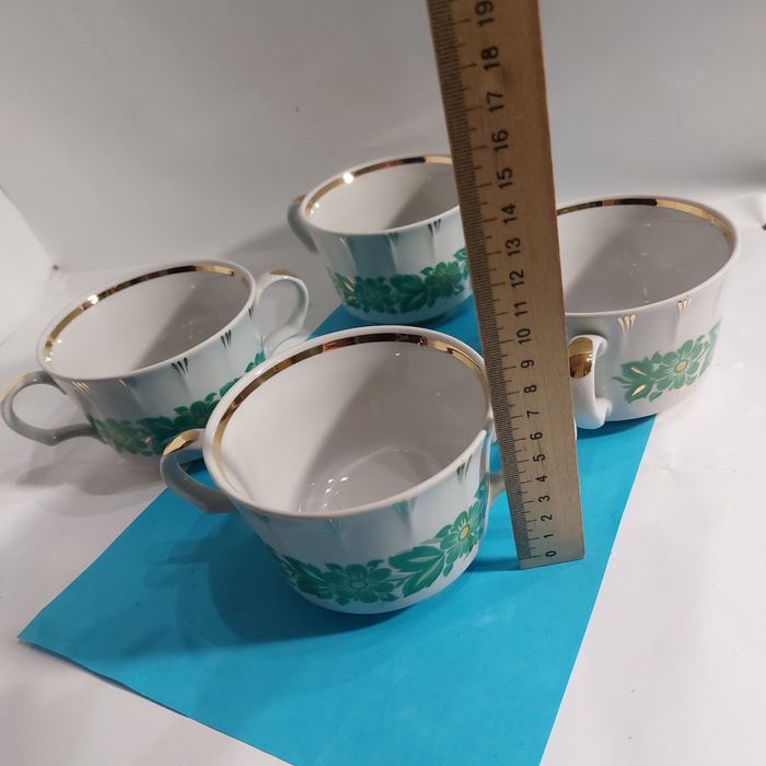 Фарфор,фарфоровые  бульонницы. Киев. Чашки,креманки, СССР.