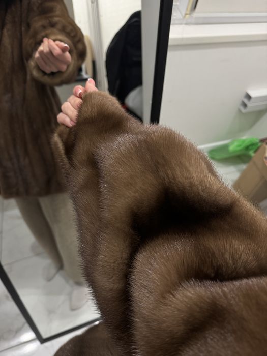 Шикарна норкова шуба 80см  Киев