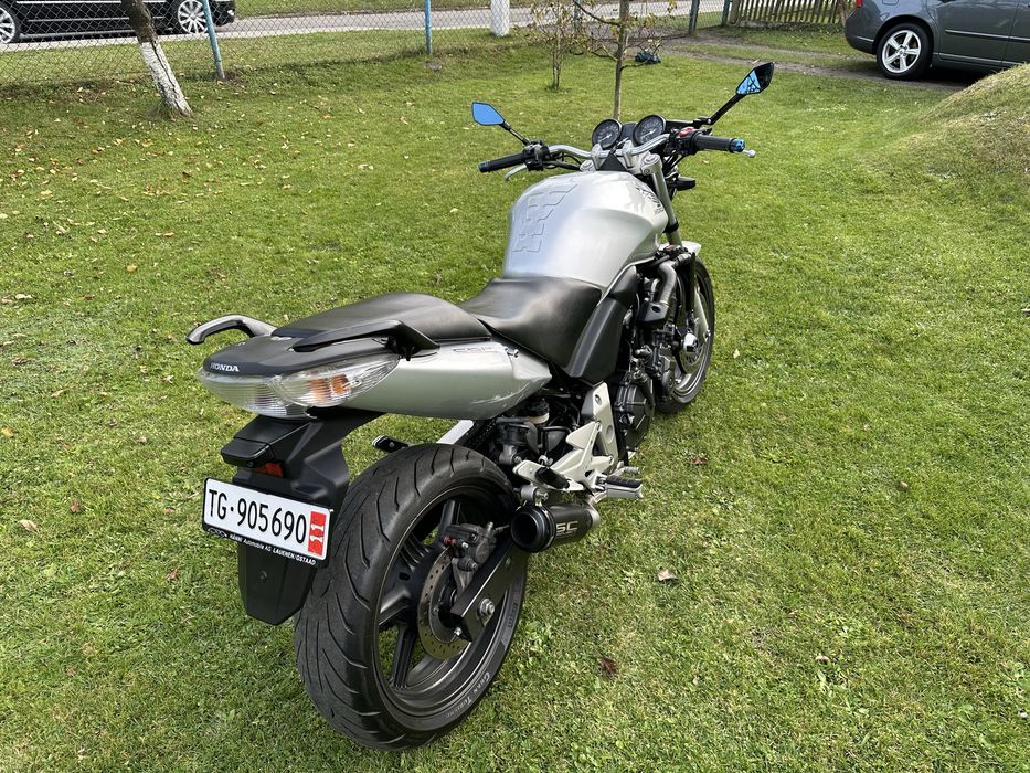 Продам хонду CBF600