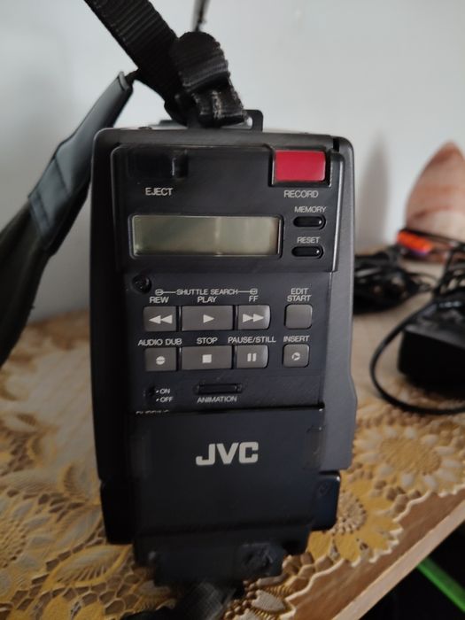 Відеокамера.  JVC