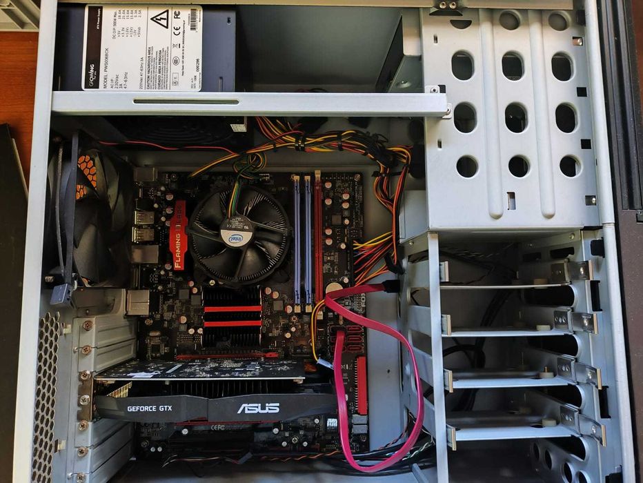 PC antigo ( peças)