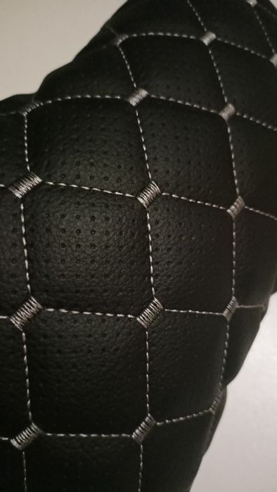 Подушечка в Авто Єкошкіра