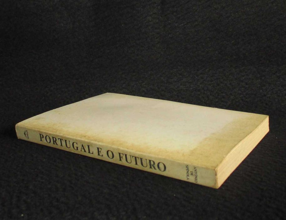Livro Portugal e o Futuro Spínola 2ª edição 1974