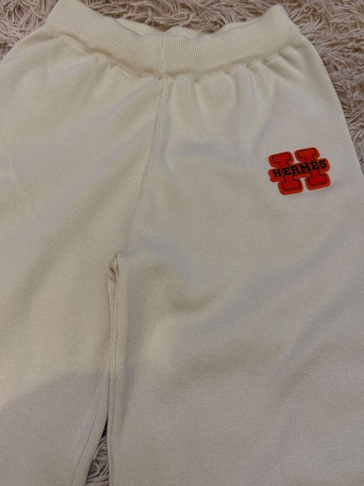 Костюм у стилі Hermes - must have цього сезону.Стильний та преміальний