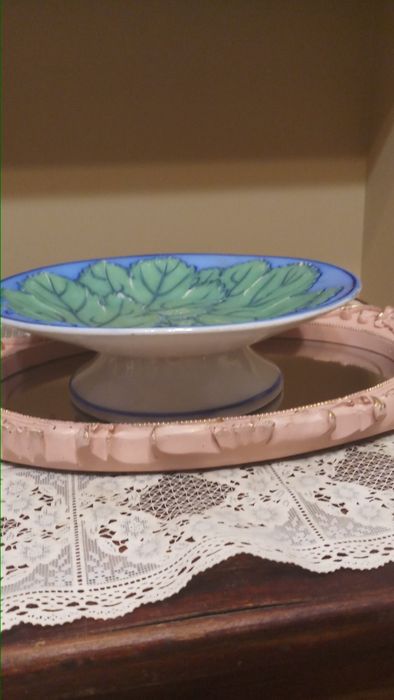 Продам антикварную фруктовницу от английского бренда