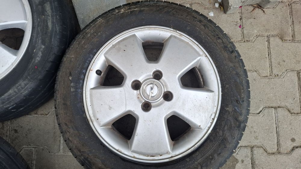 Jantes Originais Opel Astra G 15" com Pneus 195/60R15 – Conjunto de 4