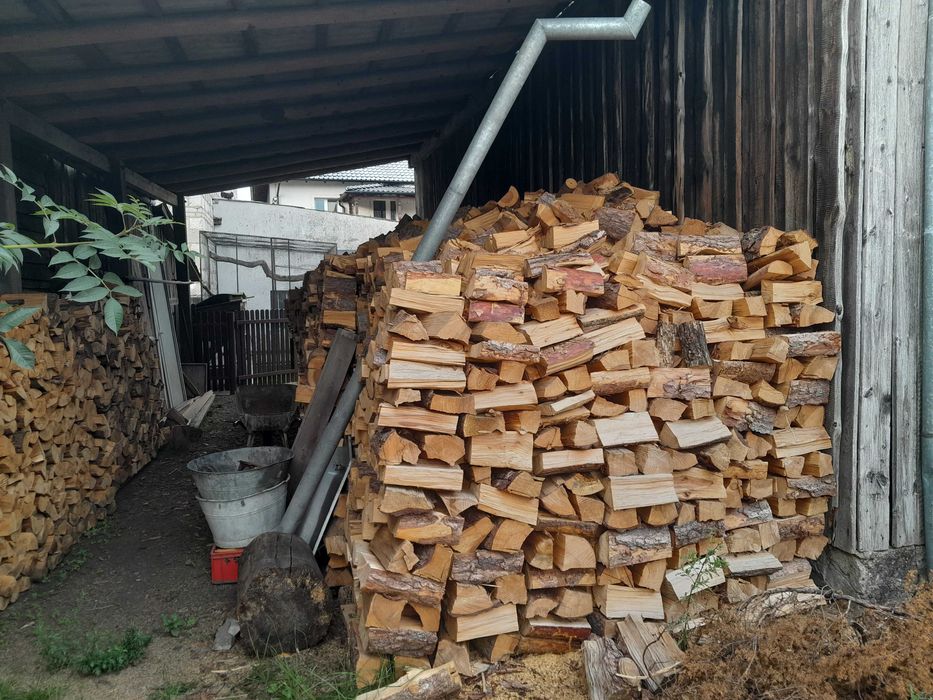Drewno suche opałowe, kominkowe