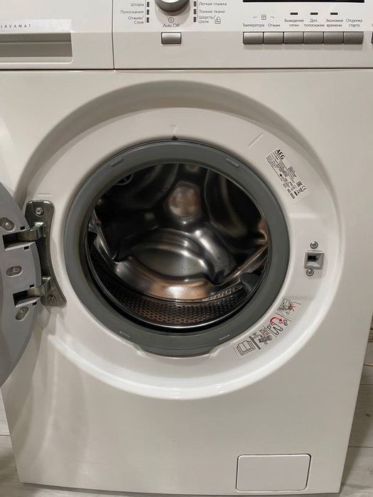 Стиральная машинка AEG инверторная