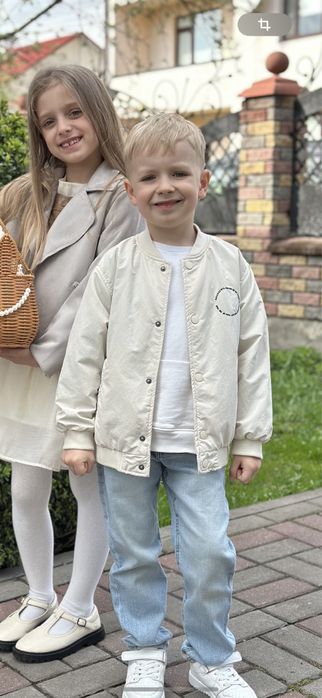 Стильна курточка для хлопчика zara