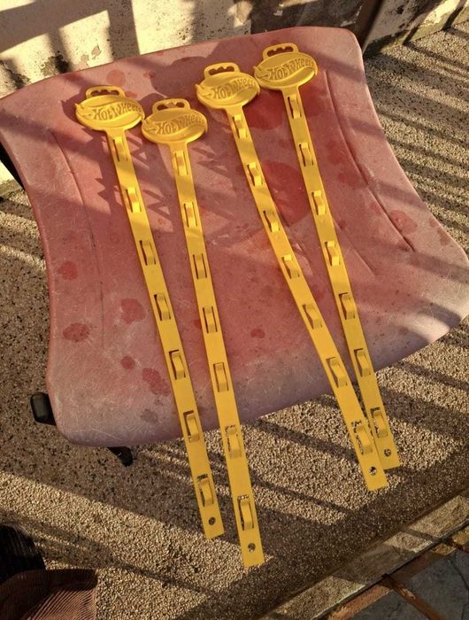 Hot Wheels Super T-Hunt / Treasure Hunt / Expositor de cartelas