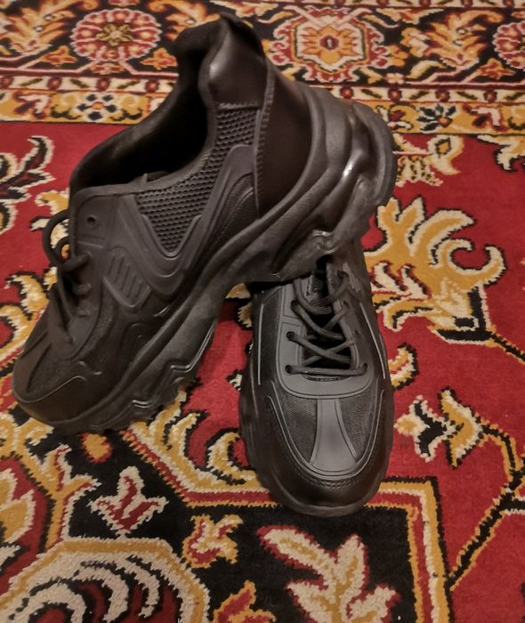 Sprzedam nowe sneakersy