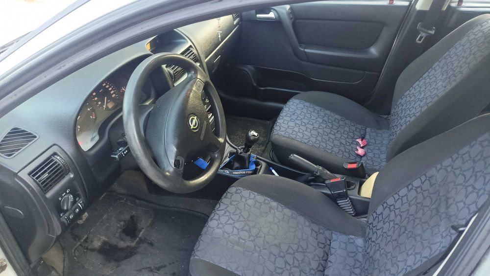 Opel Astra 2 silnik 1.6 benzyna