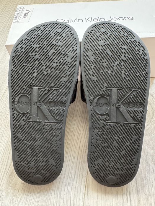 Слайдери Calvin Klein Jeans