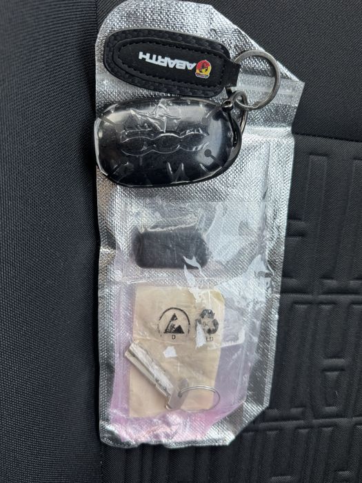 Новий Fiat 500e Abarth без пробігу