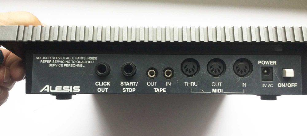 Gravador Alesis MMT-8 Midi sequenciador à venda.