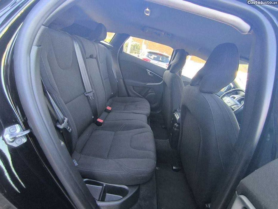 Volvo V40 D2 2.0 Kinetic Eco 120cv cx Aut - 17