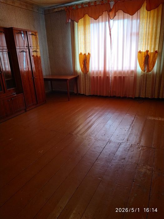 Продам будинок для великої родини. Зміїв.