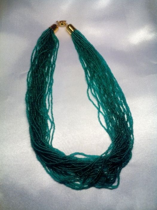 Бижутерия, бусы бисер