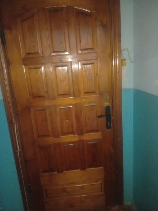 Броньовані залізні 860*2050 ліві вхідні зроблені під дерево, дуже важк