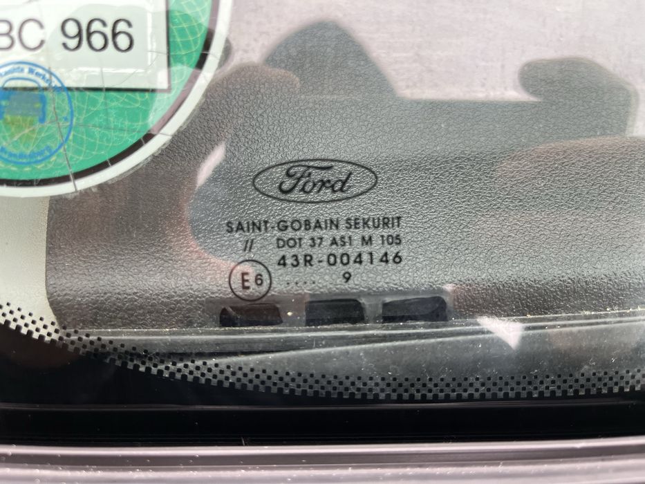 Ford Focus 2009 1.6 бензин