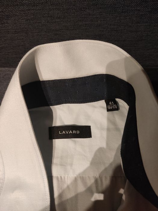 Para koszul jasnoniebieskich marki Lavard rozmiaru 41