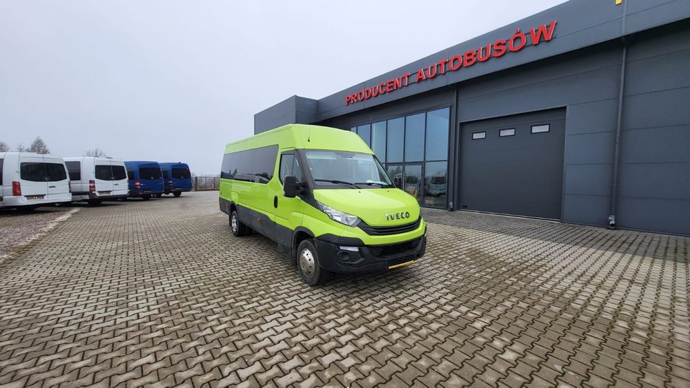 Iveco Daily - 24 miejsca + 4 stojące