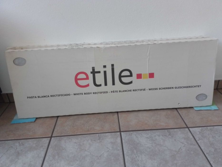 glazura hiszpańska firmy ETILE Rozmiar 100cm. x 33,3 cm. nowa