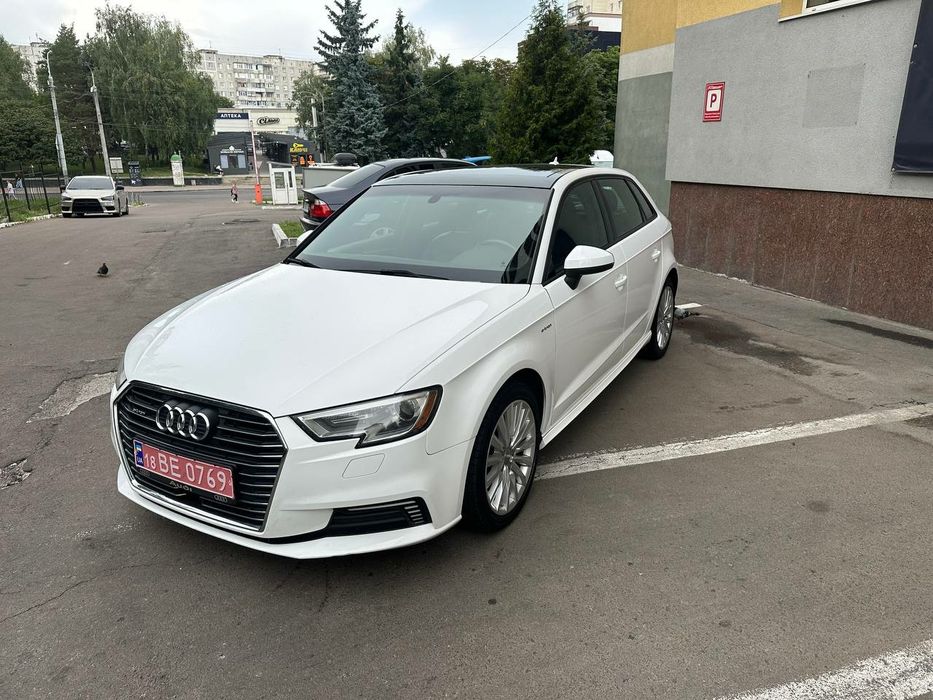 Audi A3 e-tron PHEV 2017