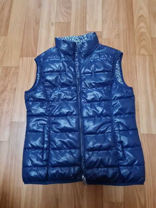 Продам жилетку на дввчинку фірми Benetton