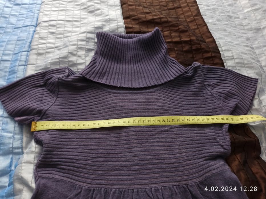 Sukienka fiołkowa cienka na zimę