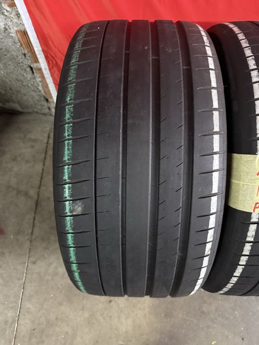 Pneus 295/35/21 Michelin impecaveis
