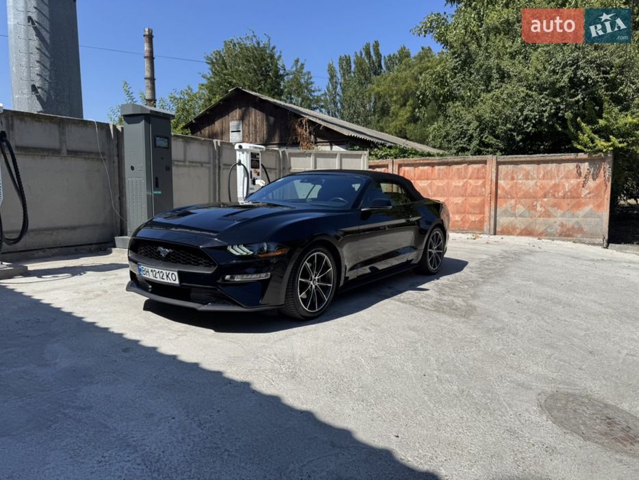 Продам автомобіль Ford Mustang 2019