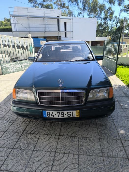 Mercedes-Benz 200