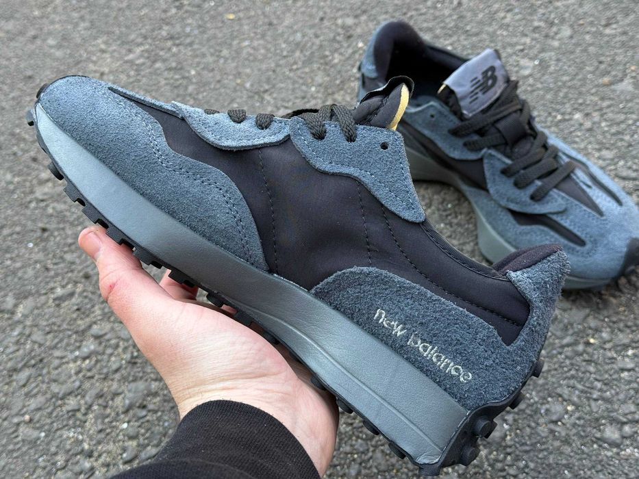 Розпродаж New Balance 327